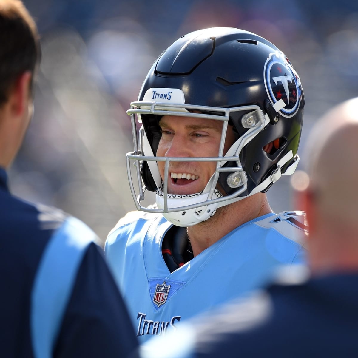 Titans quarterback Ryan Tannehill takes to the skies with his pilot's  license - ABC News