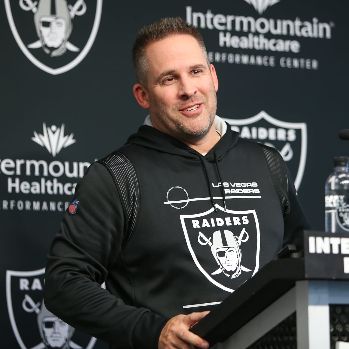 Raiders' McDaniels looks for balance with rushing game