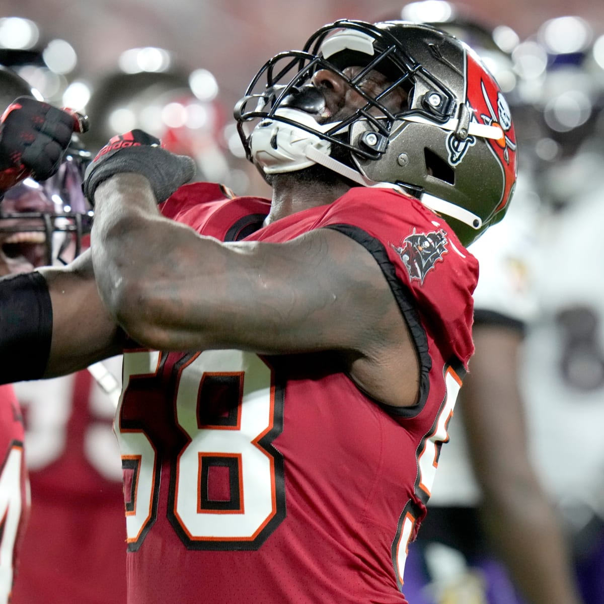 Jackson's strong 2nd half helps Ravens top Bucs 27-22