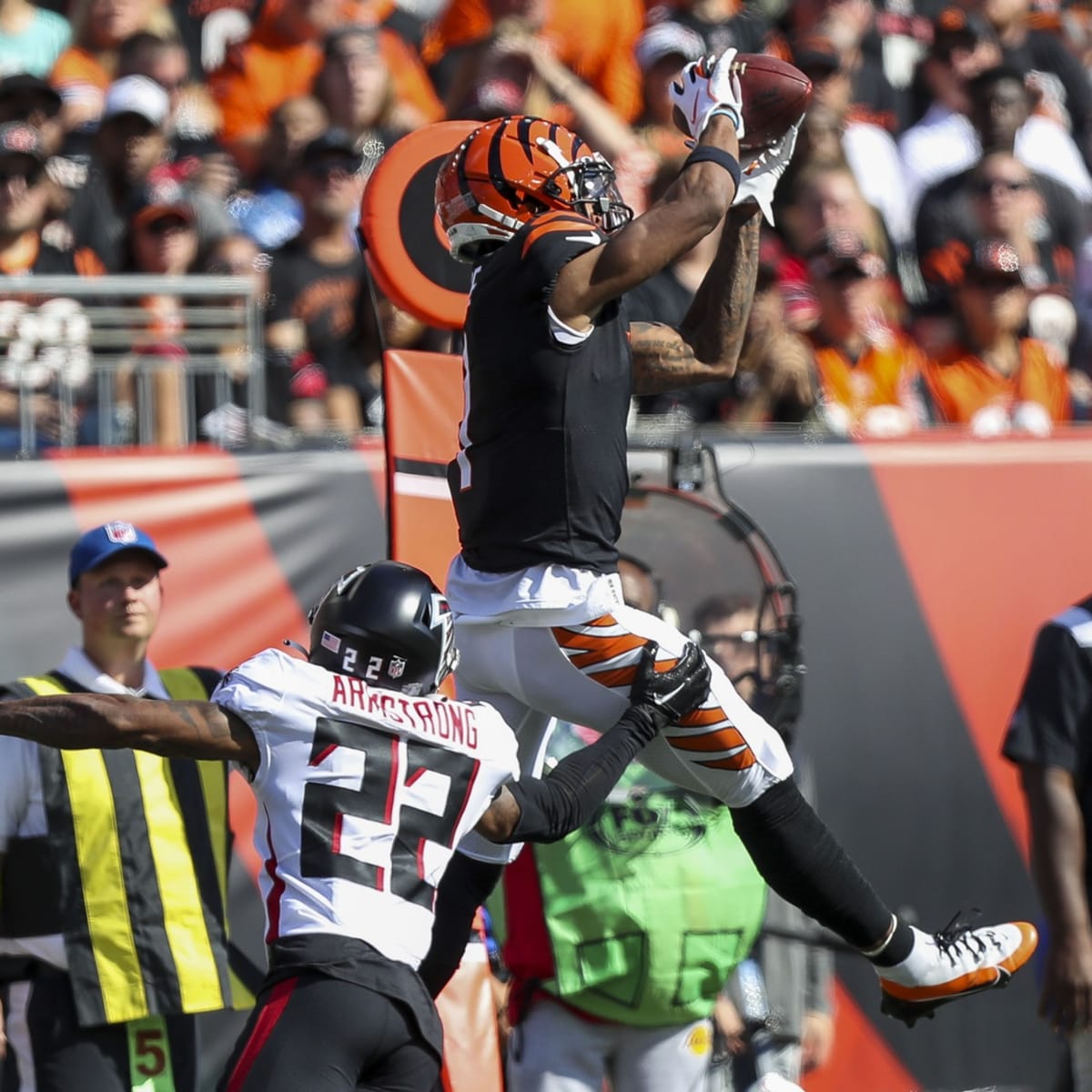 Browns Vs Bengals: Chase And Garrett Exchange Barbs