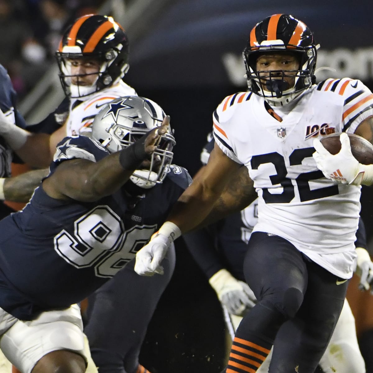 Dallas Cowboys vs. Chicago Bears Prediction, Game Pick: Can Micah Parsons  and the Dallas Defense Dominate?