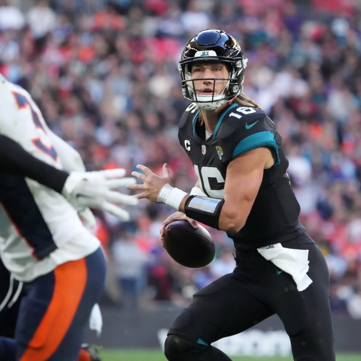 Broncos 21, Jaguars 17: Pair of Trevor Lawrence Blunders Dooms Jacksonville  in London - Sports Illustrated Jacksonville Jaguars News, Analysis and More