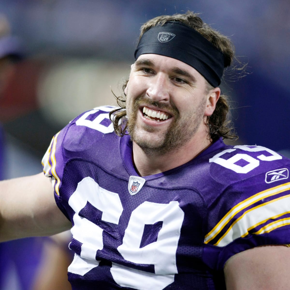 Jared Allen officially inducted as 27th member of Vikings Ring of