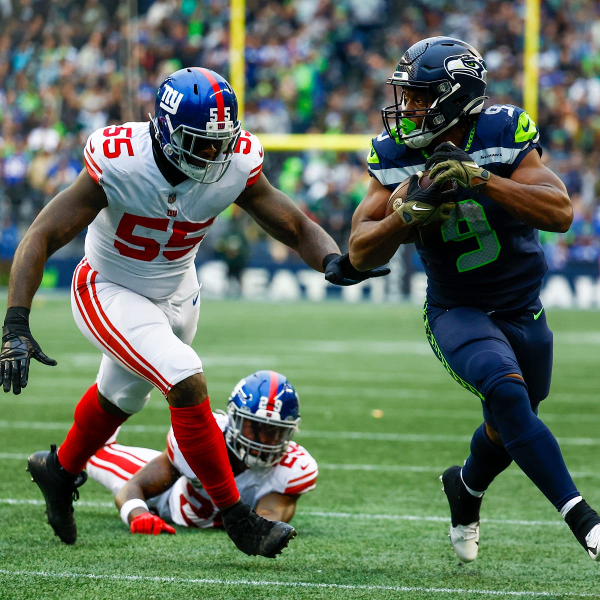 Giant letdown: Seahawks offense sputters in shocking Week 13 home loss to  the New York Giants