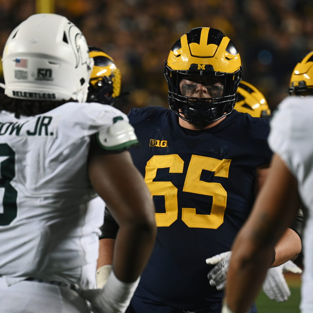 After 'big growing year,' Andrew Stueber adjusts to move inside on  Michigan's offensive line