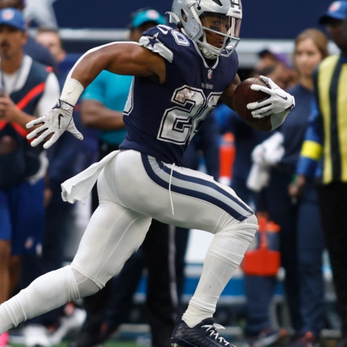 Cowboys plan on getting Tony Pollard more touches, but not at Ezekiel  Elliott's expense