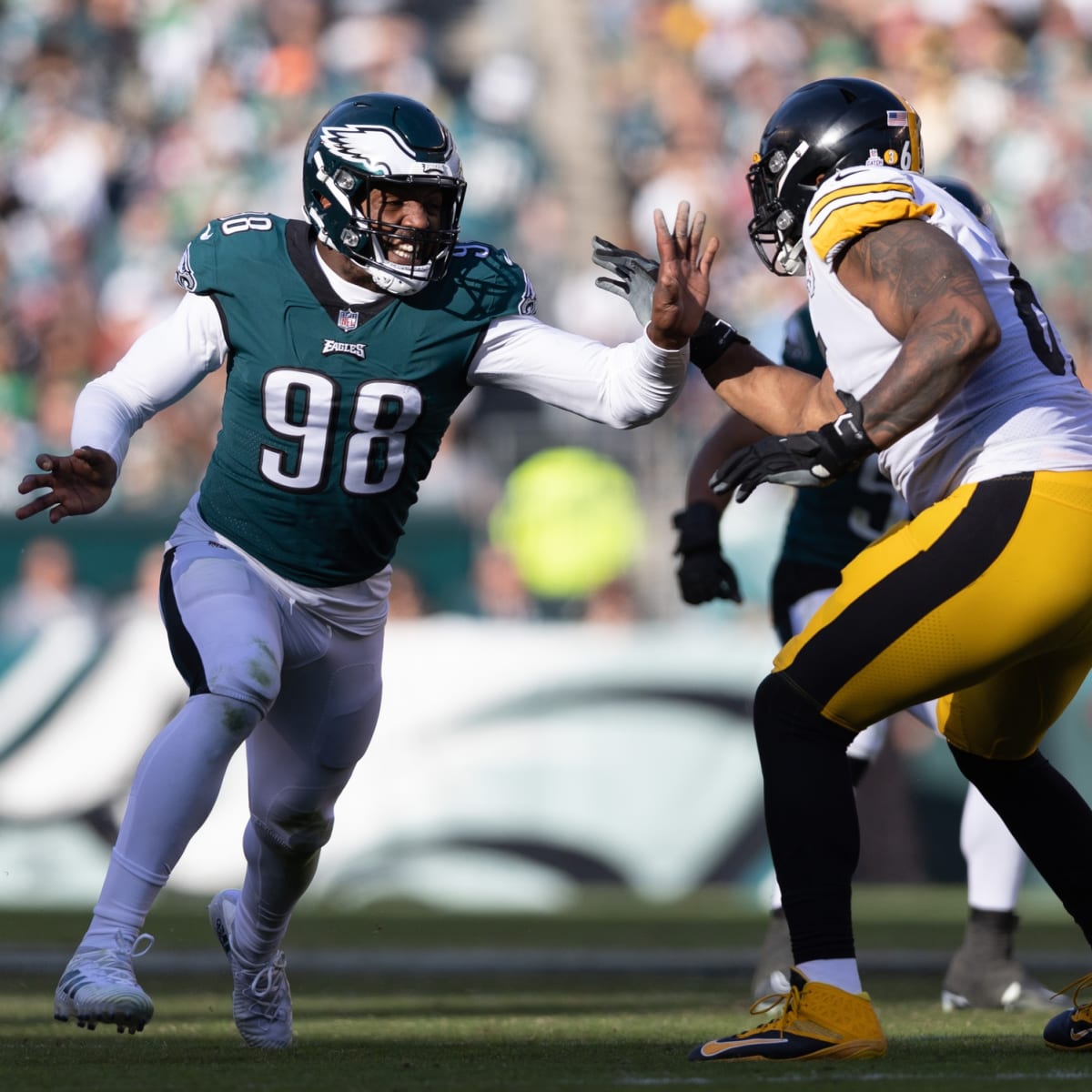 Philadelphia Eagles beat Pittsburgh Steelers 35-13