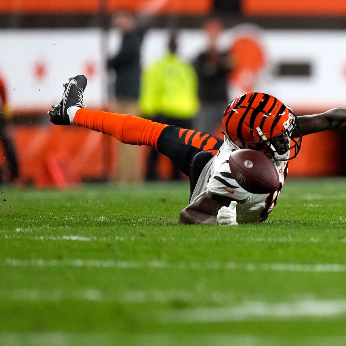 Cincinnati Bengals quarterback Joe Burrow Takes Blame for Ugly Loss to Cleveland  Browns - Sports Illustrated Cincinnati Bengals News, Analysis and More