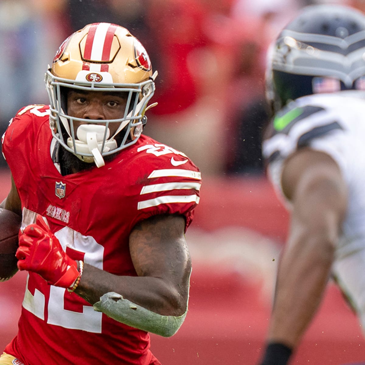 49ers to trade Jeff Wilson Jr. to Dolphins for draft pick [report] – KNBR