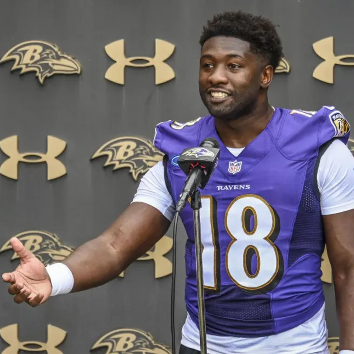 Baltimore Ravens linebacker Roquan Smith (18) in action during the