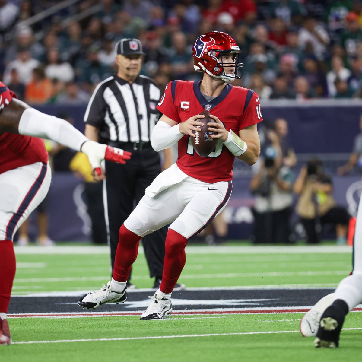 Texans QB Davis Mills' Flaw That's Holding Back Houston - Sports  Illustrated Houston Texans News, Analysis and More