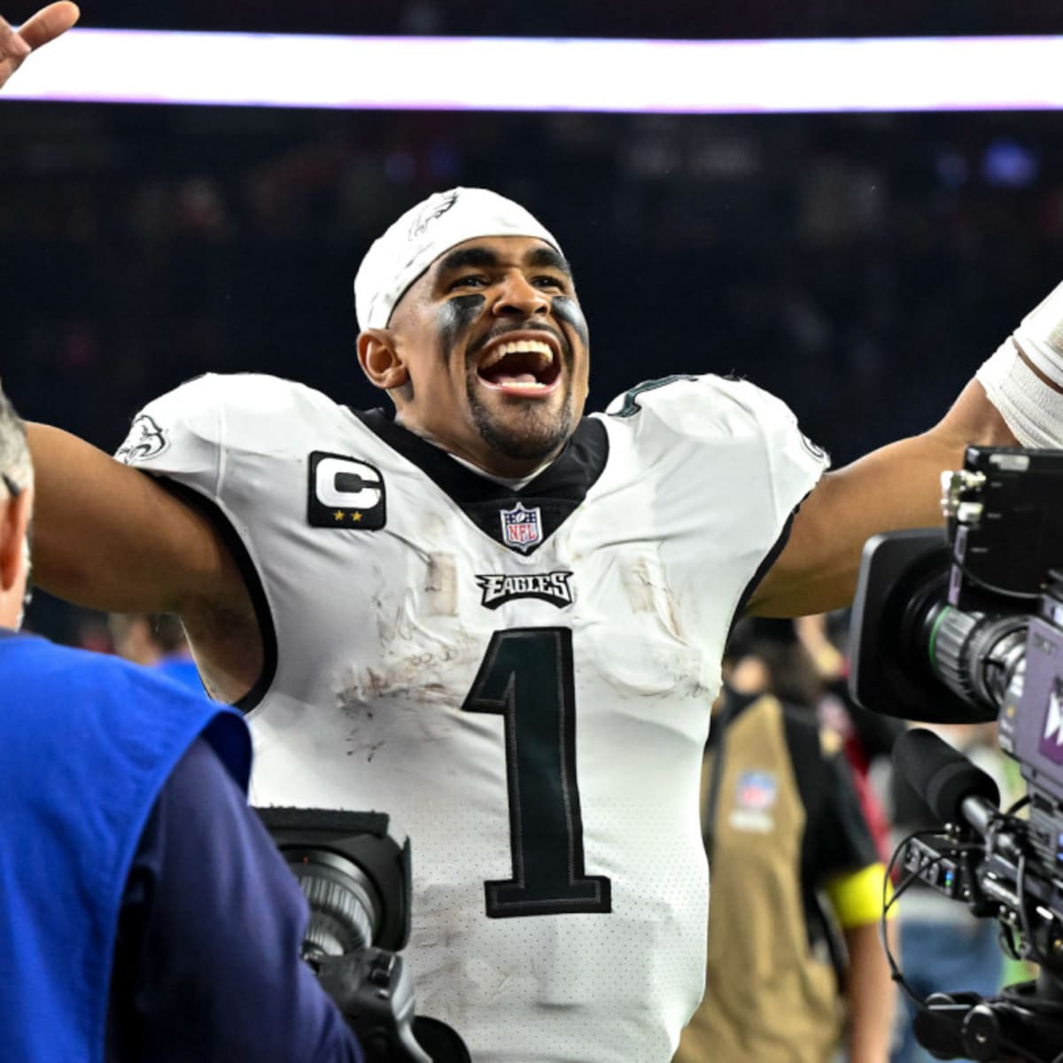 Philadelphia Eagles Enjoying Pro Bowl; Rule Changes Could Make Game  Interesting - Sports Illustrated Philadelphia Eagles News, Analysis and More