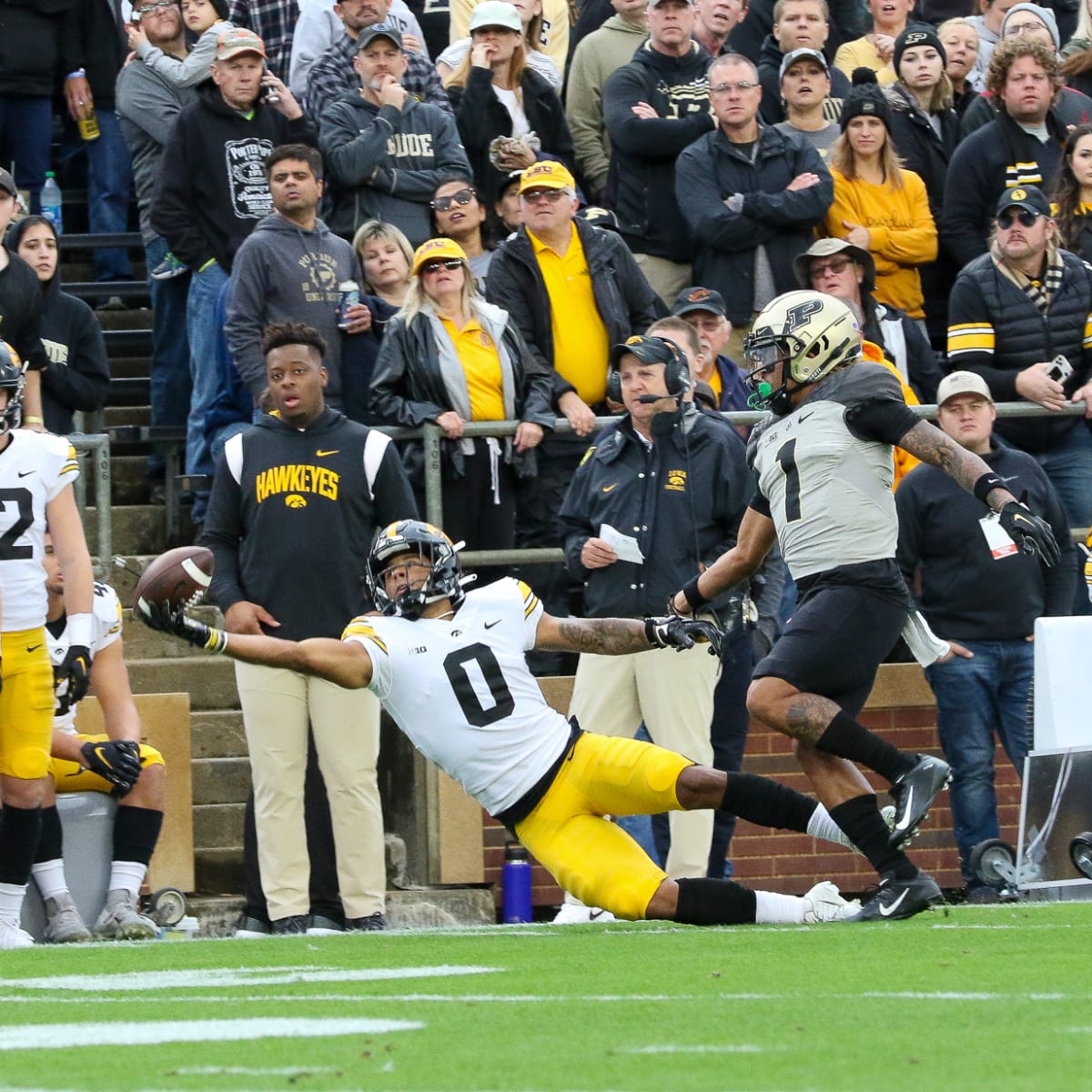 3 former Iowa football players had nice games in Week 2 of the NFL