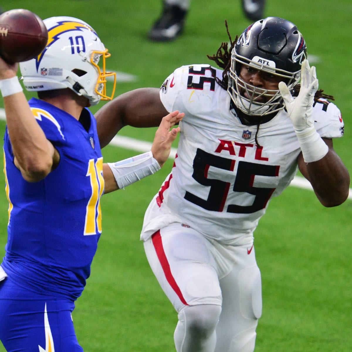 Arrival Photos  Week 9 Falcons vs Chargers