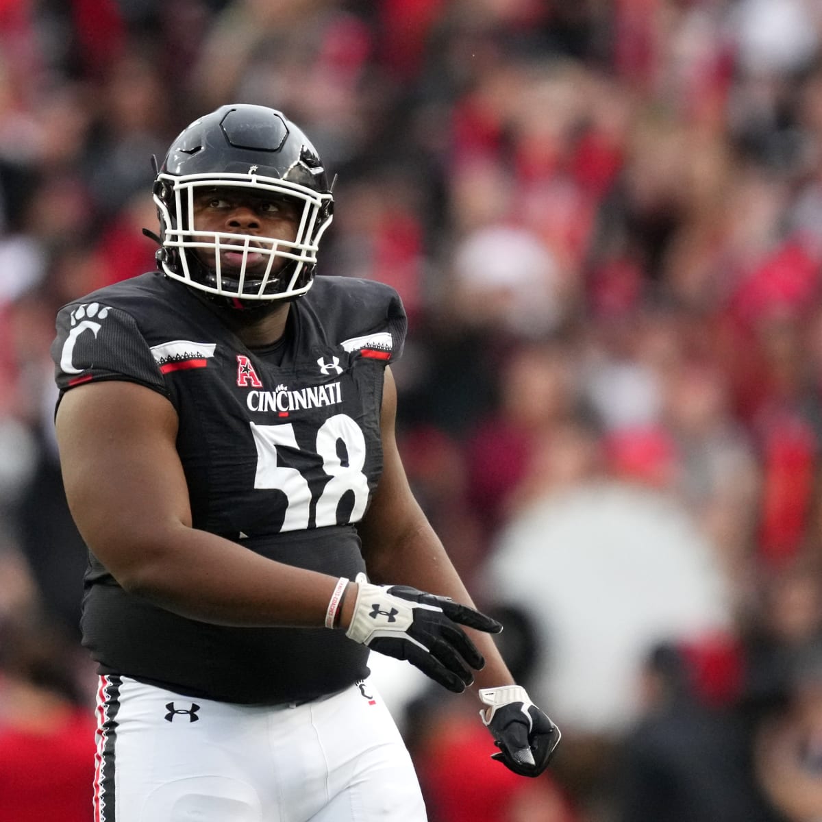 Cincinnati Bearcats Defensive Tackle Dontay Corleone On His Hometown Pride:  'I Couldn't Leave' The Bearcats - All Bearcats