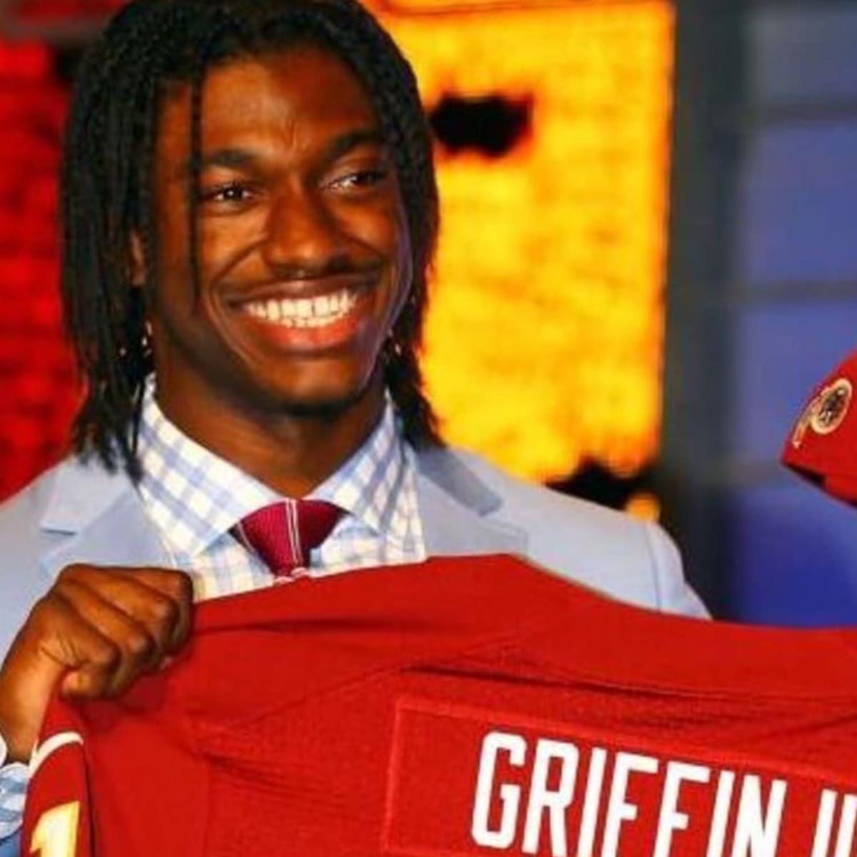 A full circle type of moment': Robert Griffin III could be part of  Commanders new ownership group - WTOP News