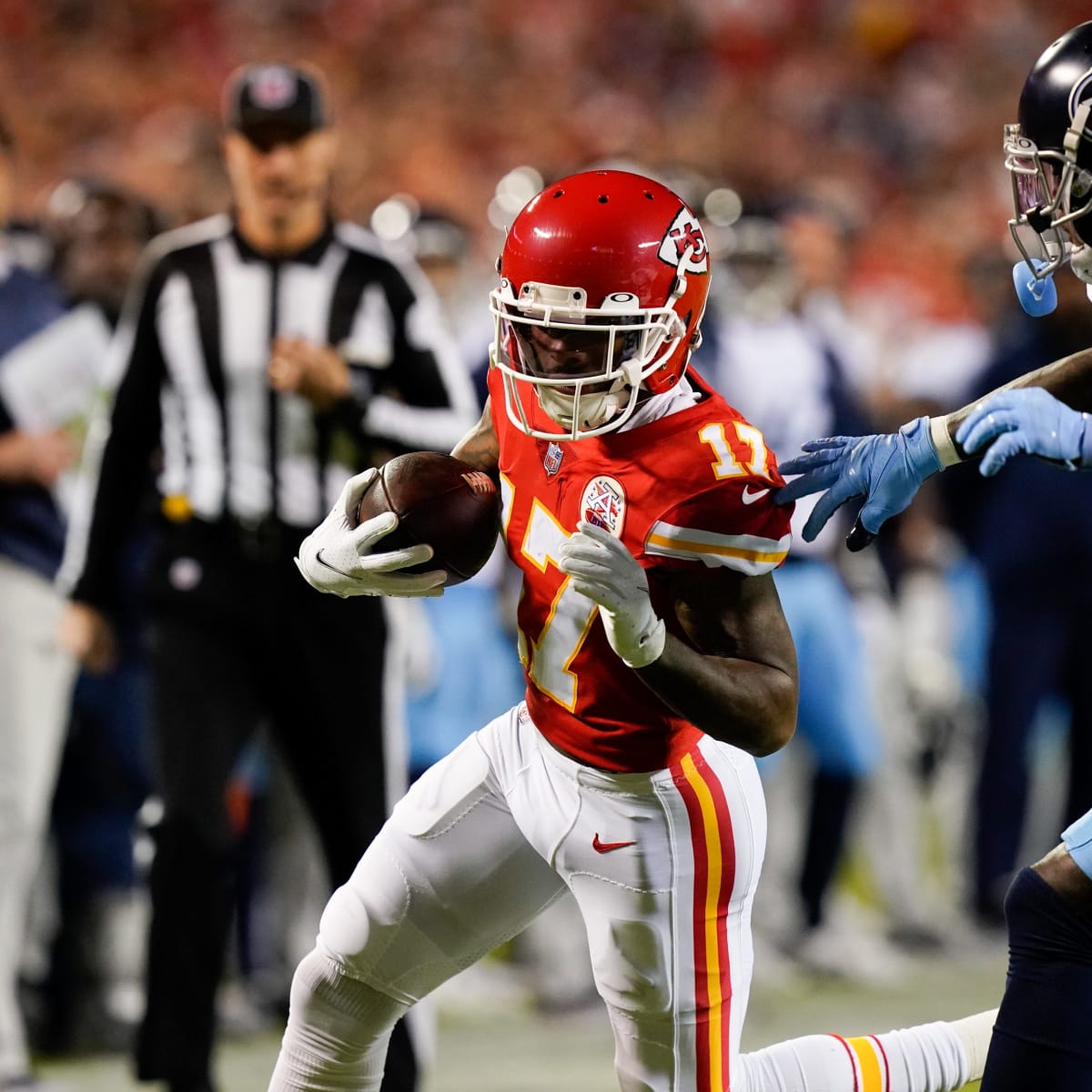 Kansas City injury report: Mecole Hardman, Travis Kelce questionable