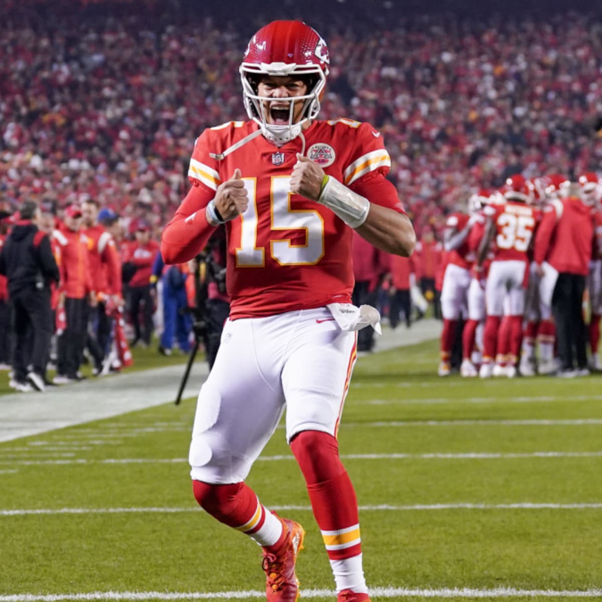 Mahomes helps Chiefs rally past Titans 20-17 in overtime - Seattle Sports