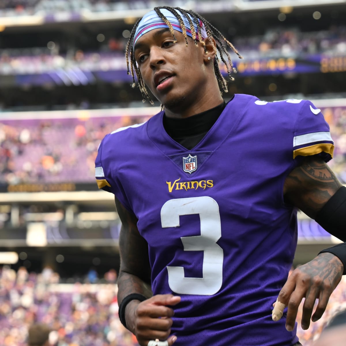 Vikings PFF Grades: Hockenson and Evans impress, Cleveland did not - Sports  Illustrated Minnesota Sports, News, Analysis, and More