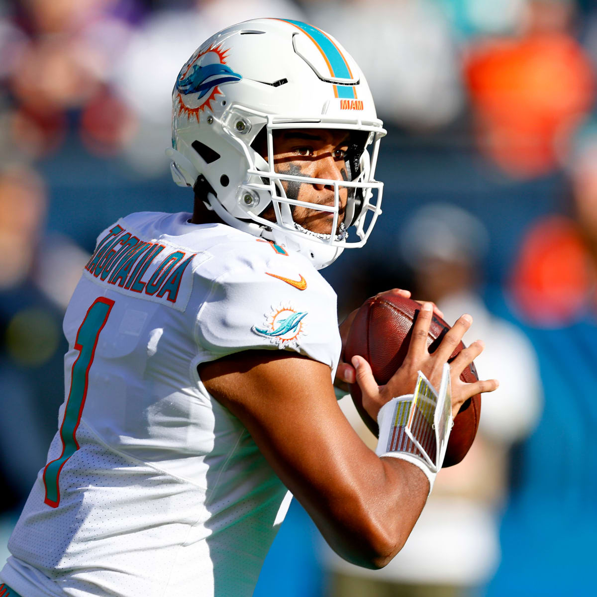 Bama in the NFL Week 9: Tua Tagovailoa Outduels the Chicago Bears - Sports  Illustrated Alabama Crimson Tide News, Analysis and More