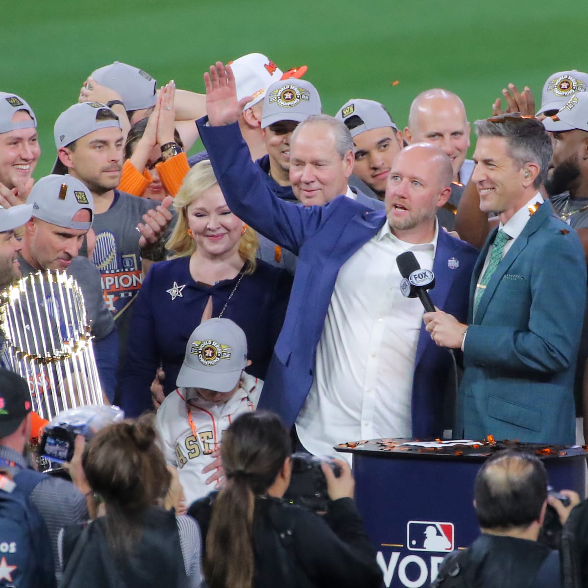 MANIA! ASTROS PLAYOFF SHIRT