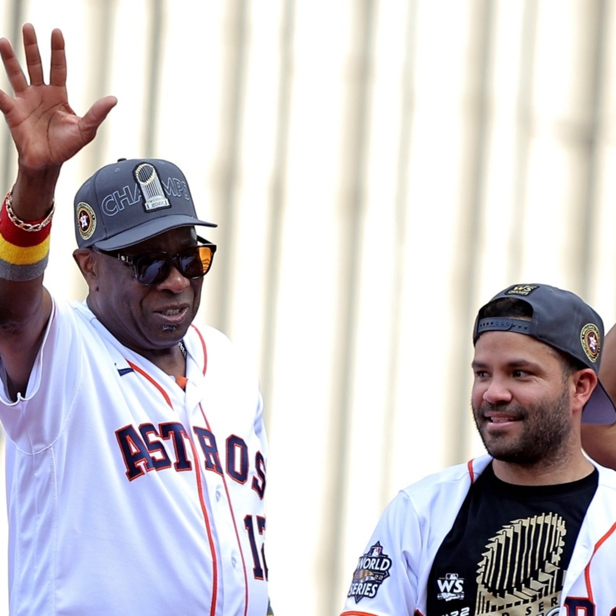 Houston Astros - Dusty Baker has signed a one-year contract