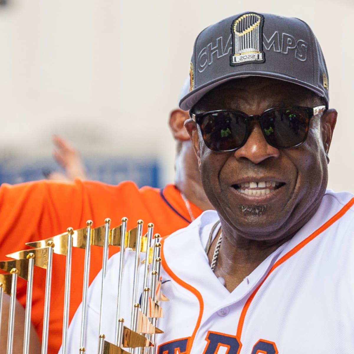 Dusty Baker on Astros Contract: 'We're Working on It' - Sports Illustrated