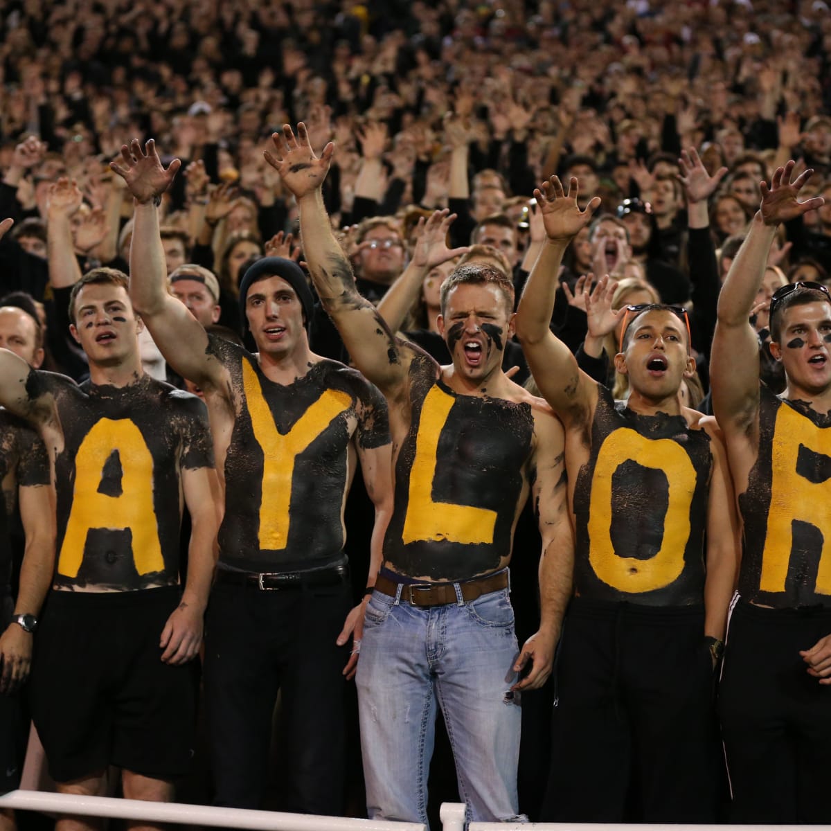 Baylor Announces Uniform Combination for Saturday Against Kansas - Our  Daily Bears