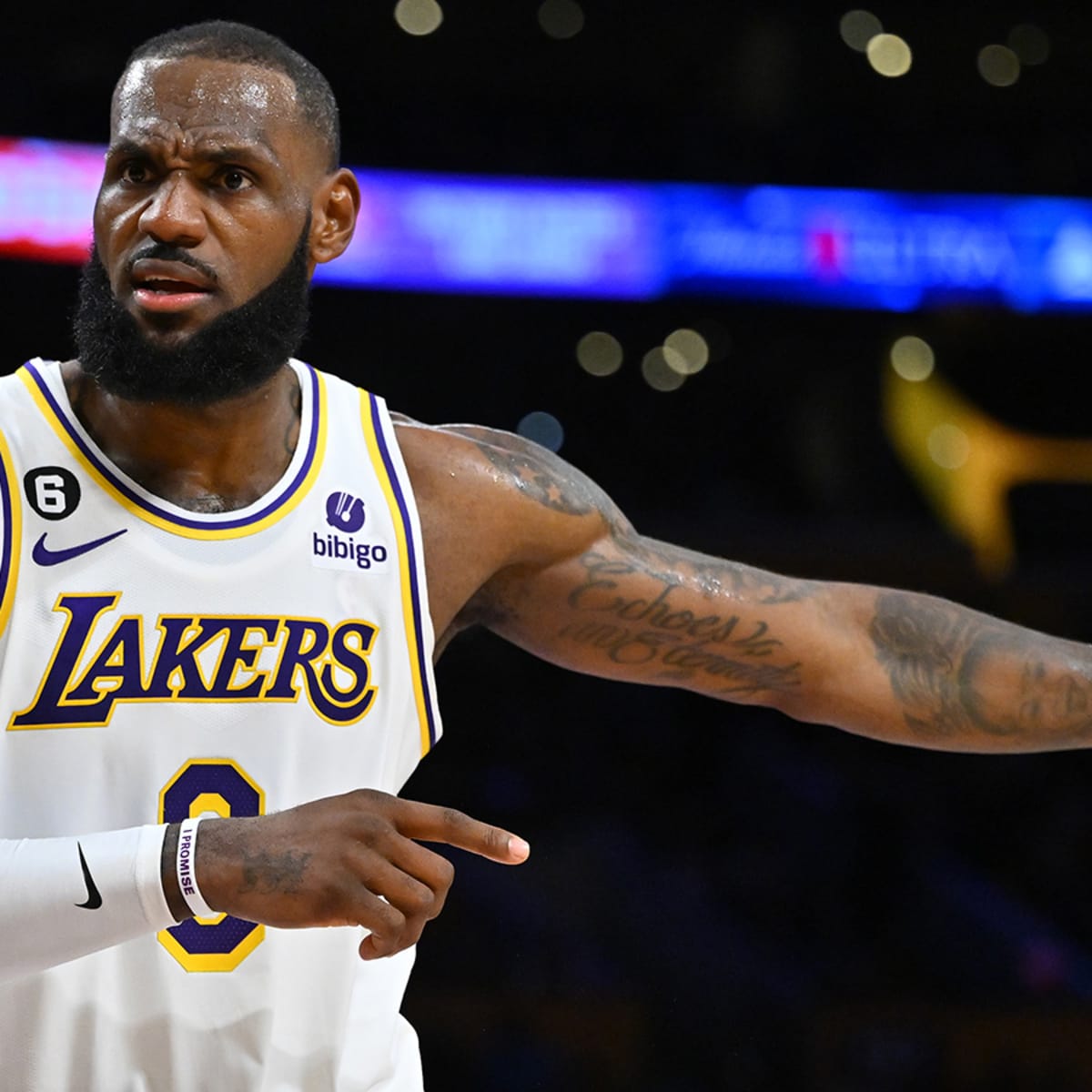Los Angeles Lakers LeBron James 2019-20 shirt Number 6 away