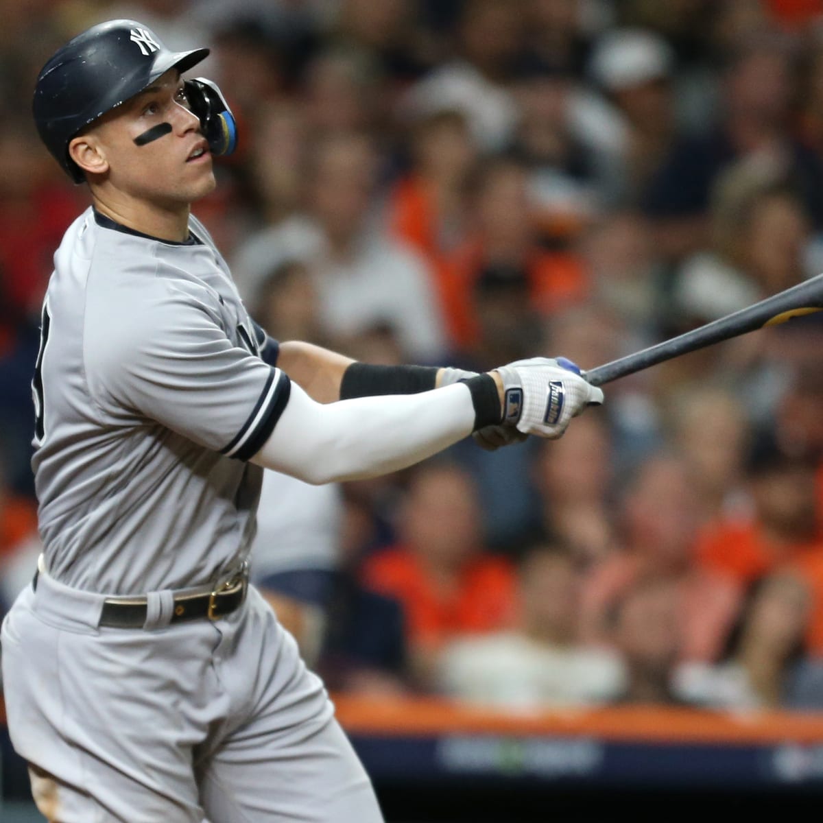 Aaron Judge: Yankees' slugger becomes tallest center fielder