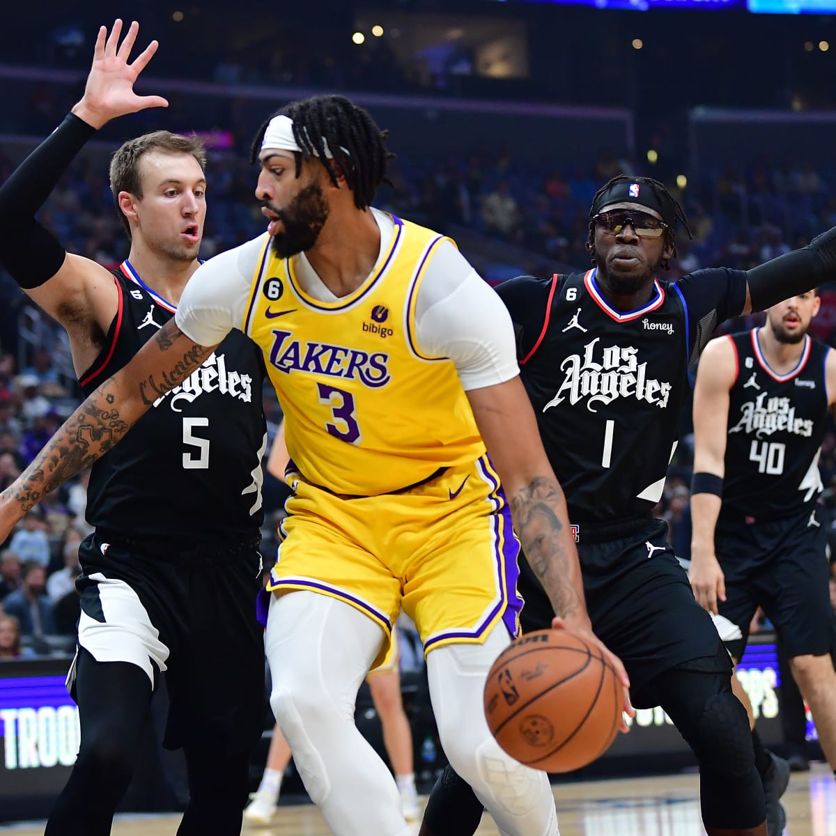 Lakers News: Anthony Davis' Tantalizing Preseason Already Making Waves -  BVM Sports