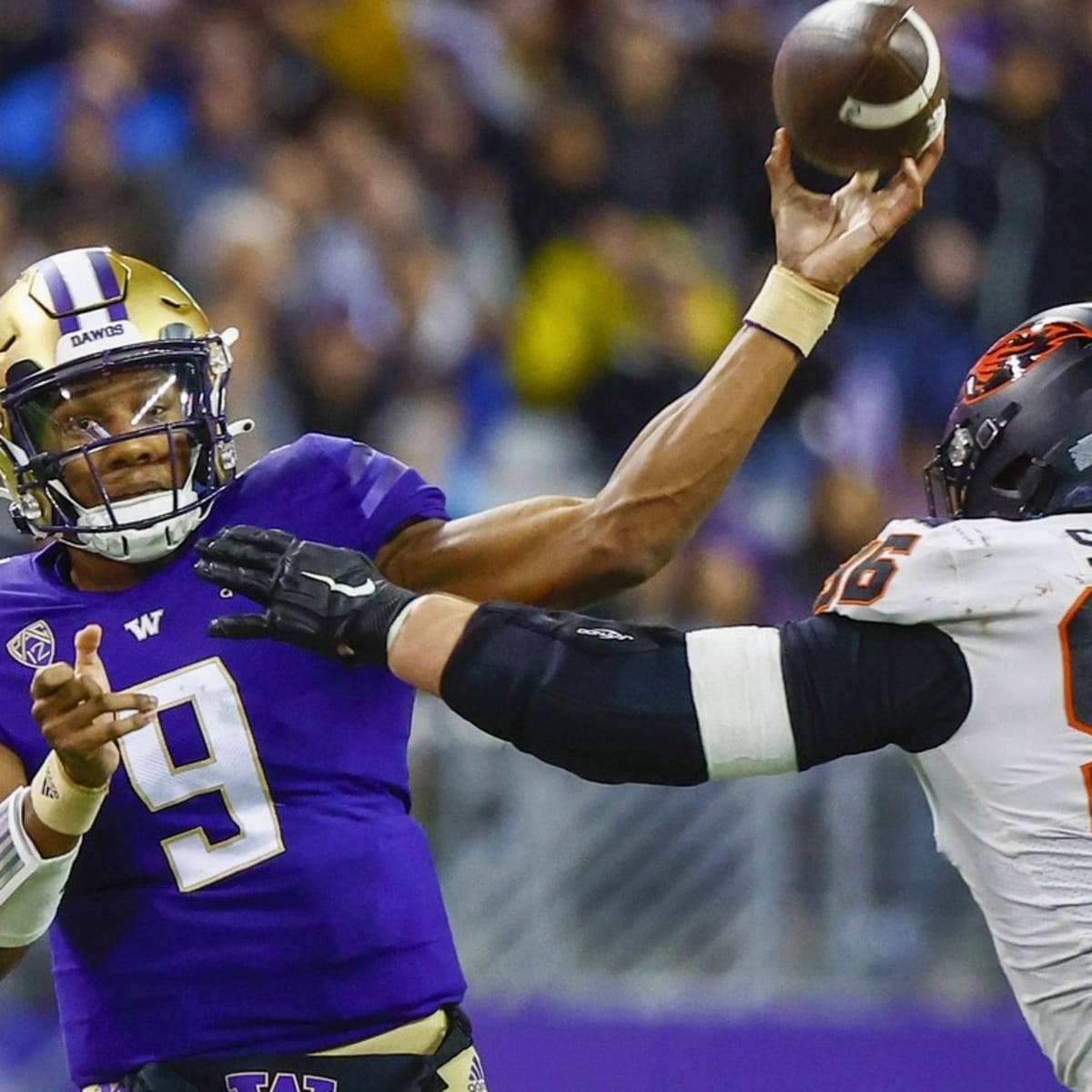 Pac-12 football Week 10 score predictions, odds: Will Ducks top Huskies?  Will Beavers cover on the road? 