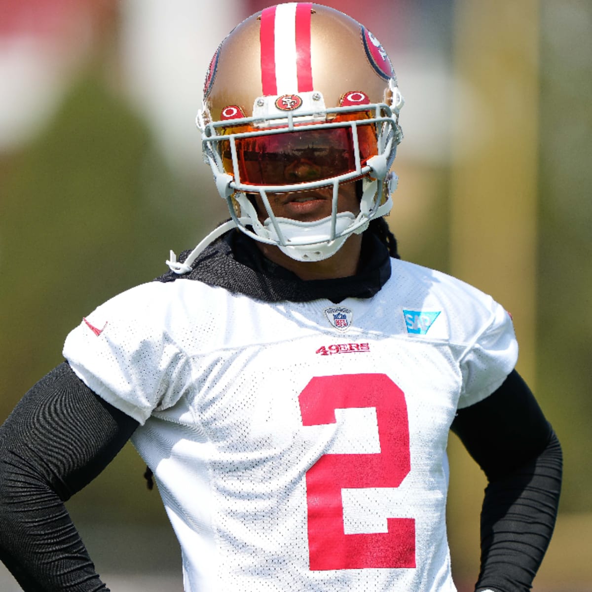 49ers WR Crabtree tears right Achilles tendon