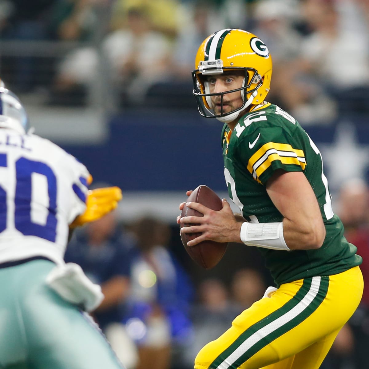 Limping Aaron Rodgers rallies Green Bay Packers past Dallas Cowboys –  Redlands Daily Facts