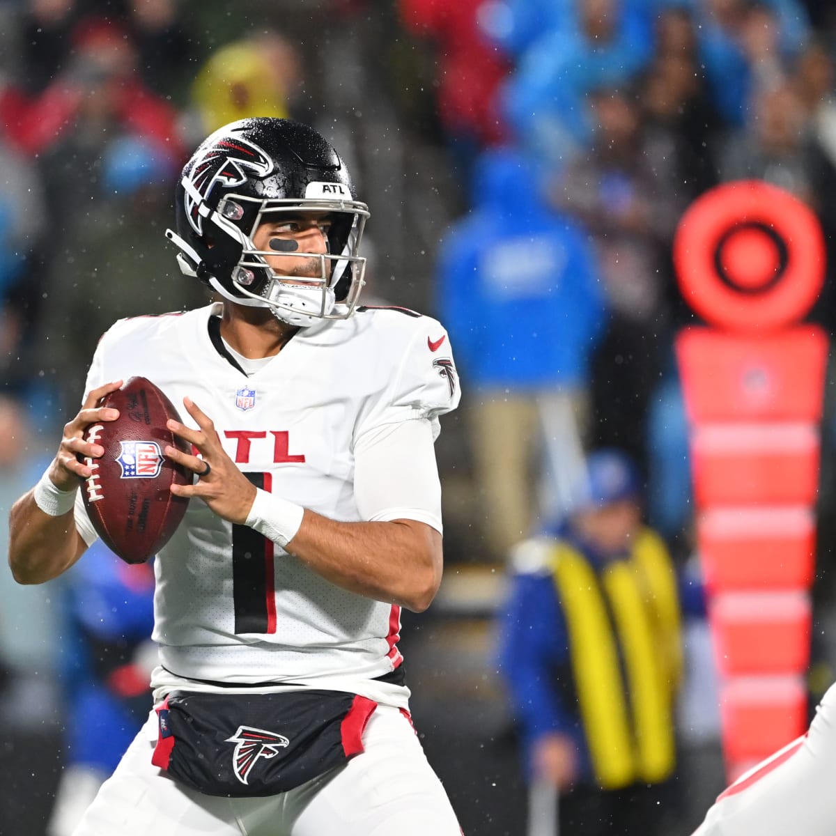 Falcons QB Marcus Mariota Fixed on Making Rookie Better