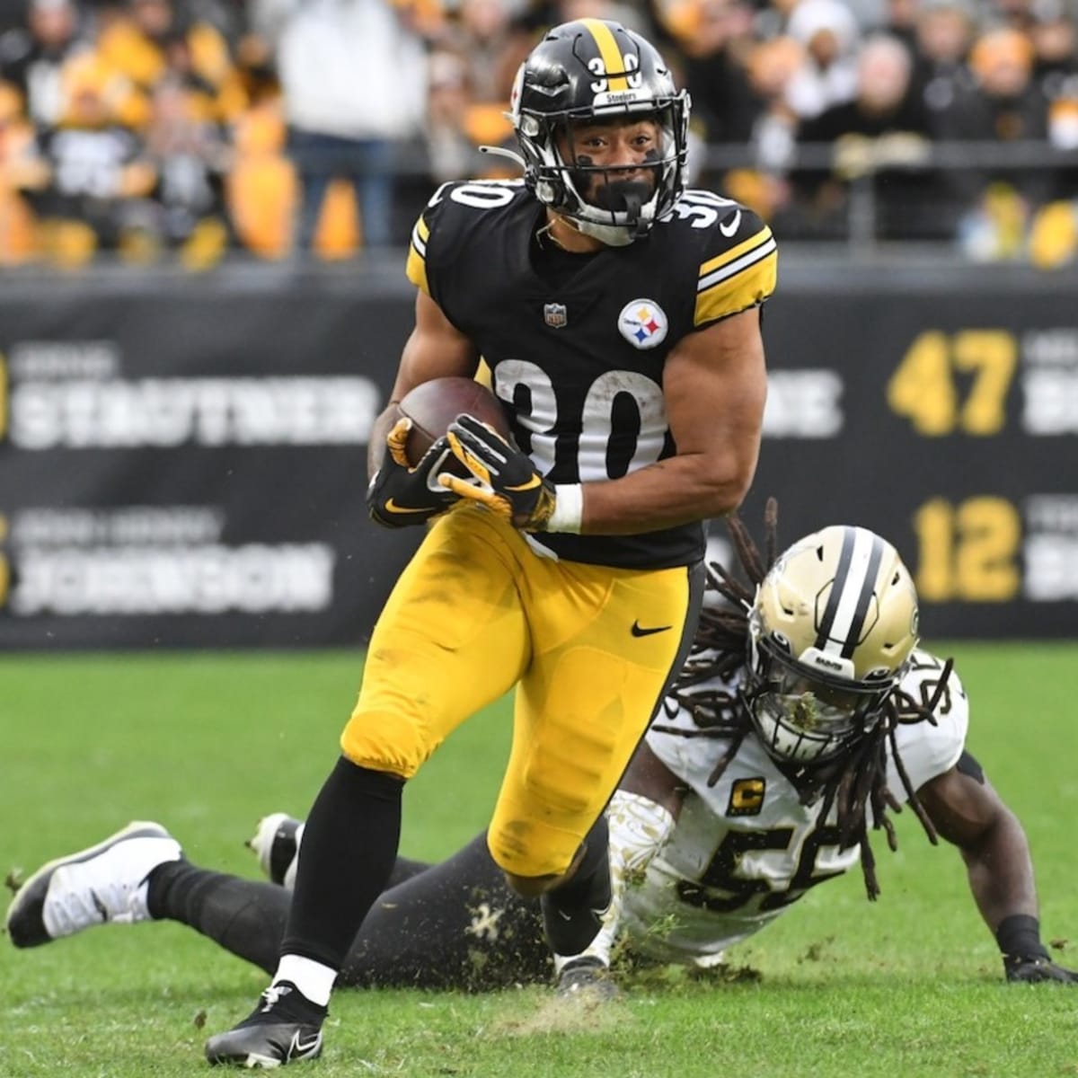 Steelers: It's time to stop with the Jaylen Warren RB1 narrative