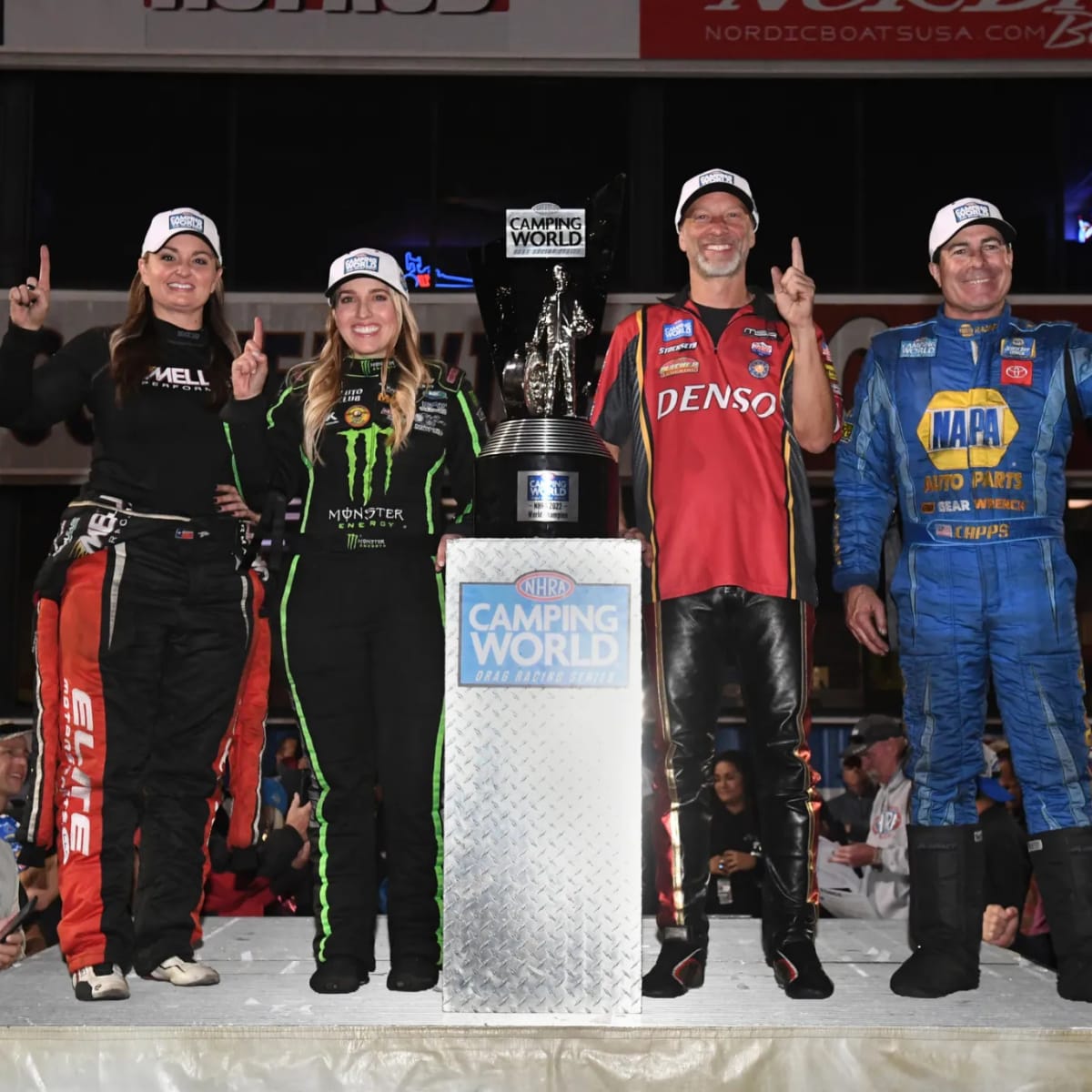 NHRA world champs crowned at Pomona: B. Force, Capps and M. Smith