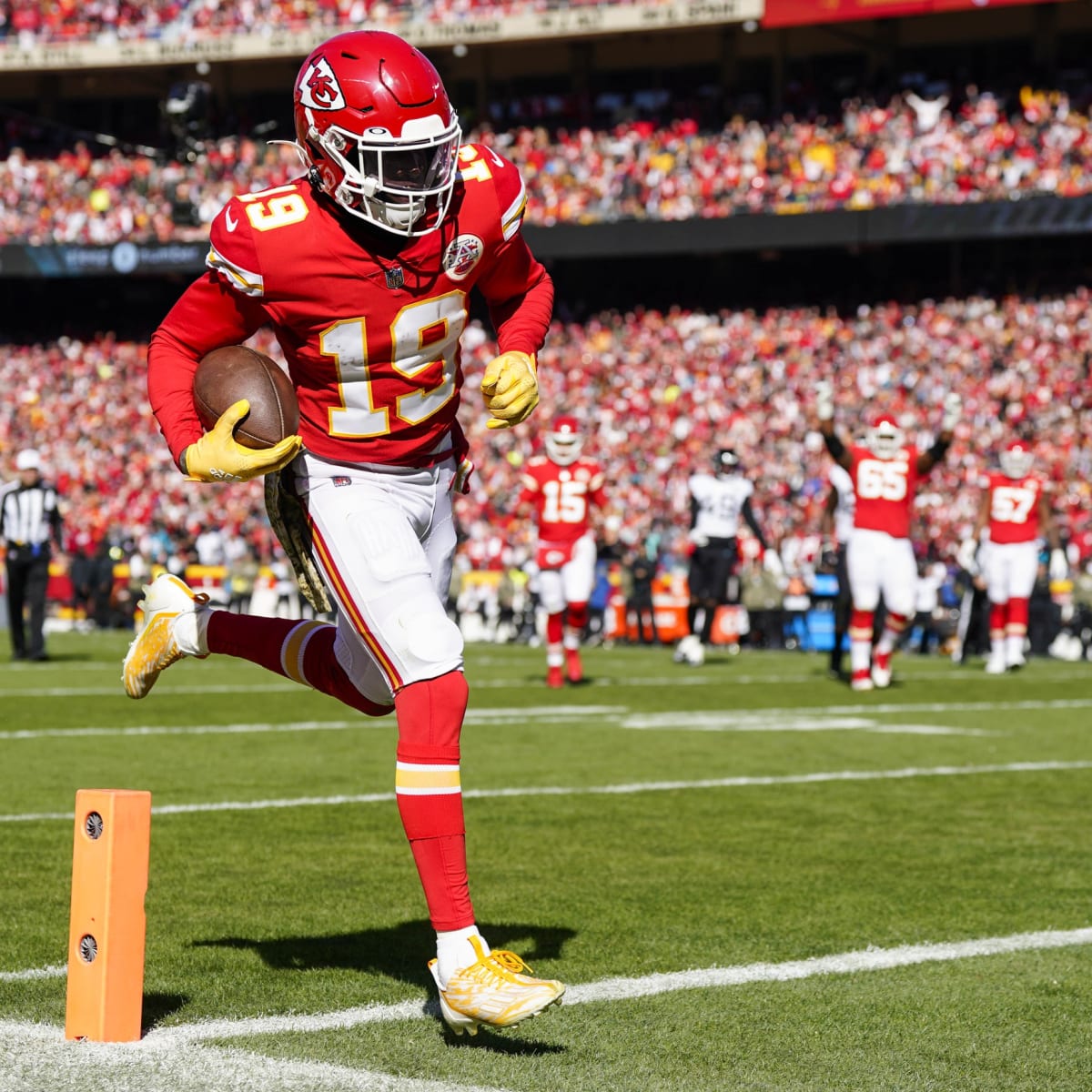 Skyy Moore Fantasy Waiver Wire: Should I Pick Up Chiefs WR This Week?
