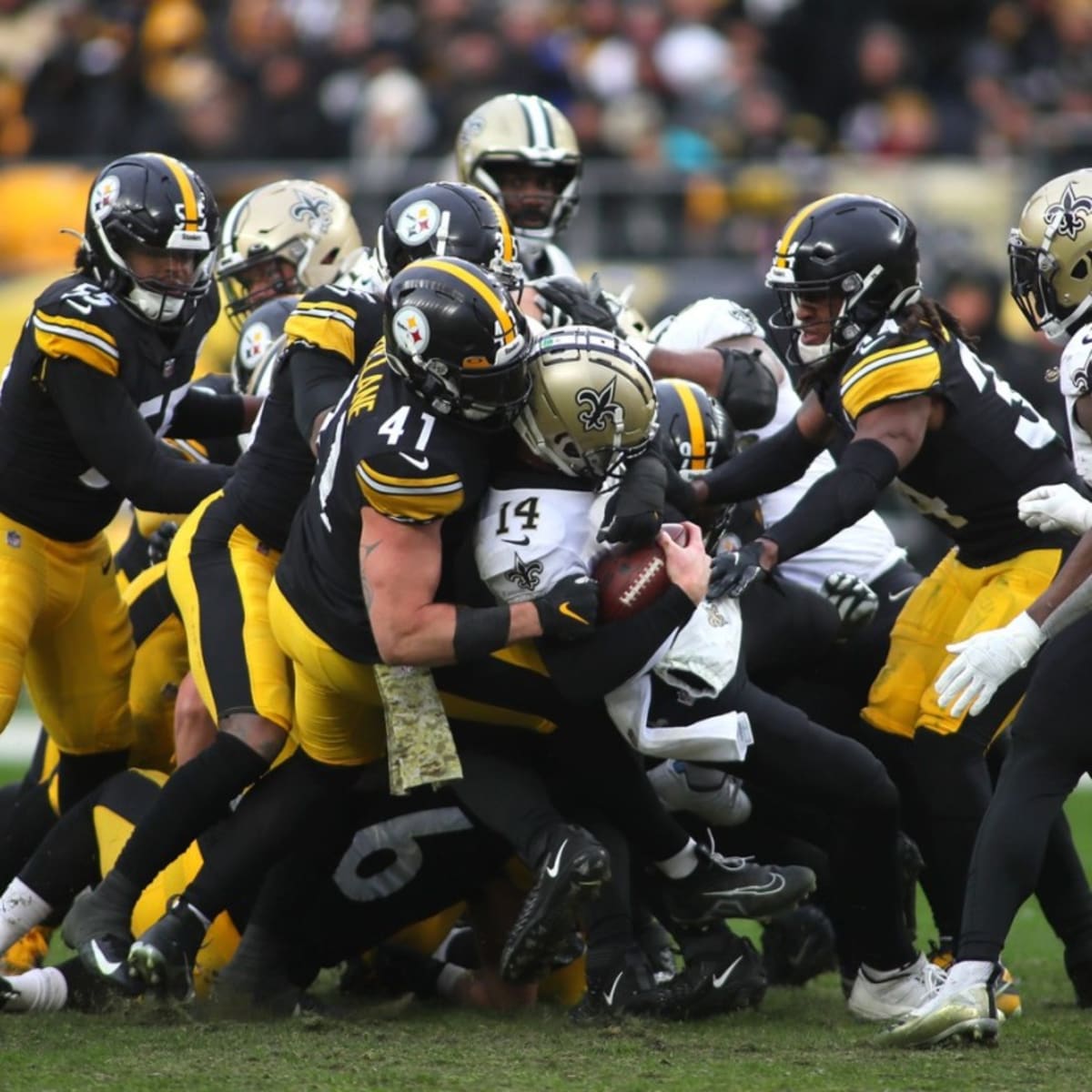 New Orleans Saint vs. Pittsburgh Steelers