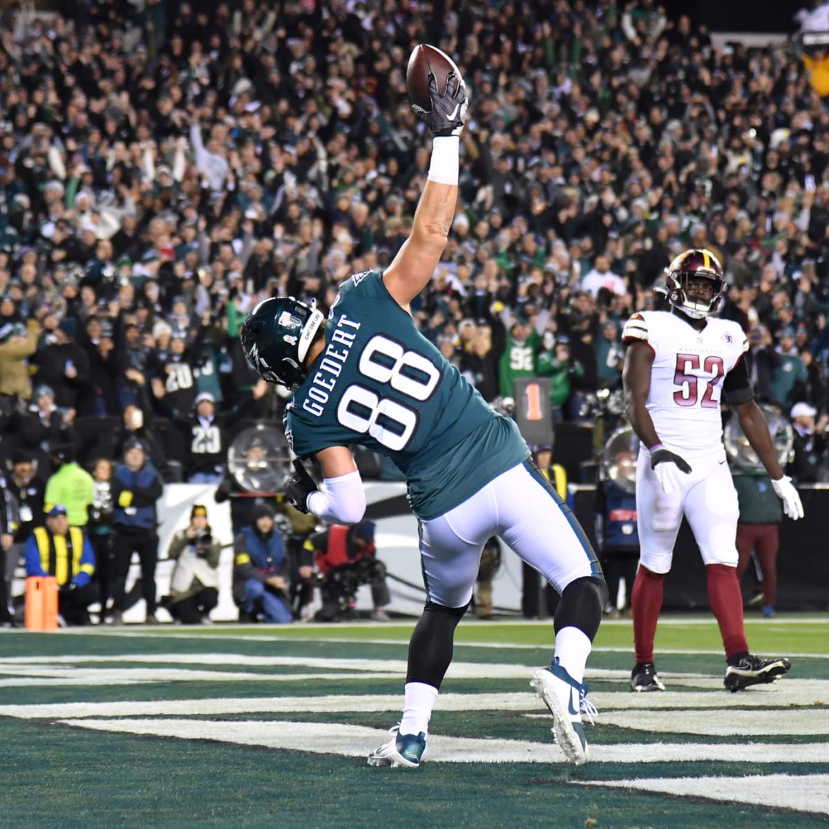 Philadelphia Eagles TE Dallas Goedert hopes for new contract soon - Sports  Illustrated Philadelphia Eagles News, Analysis and More