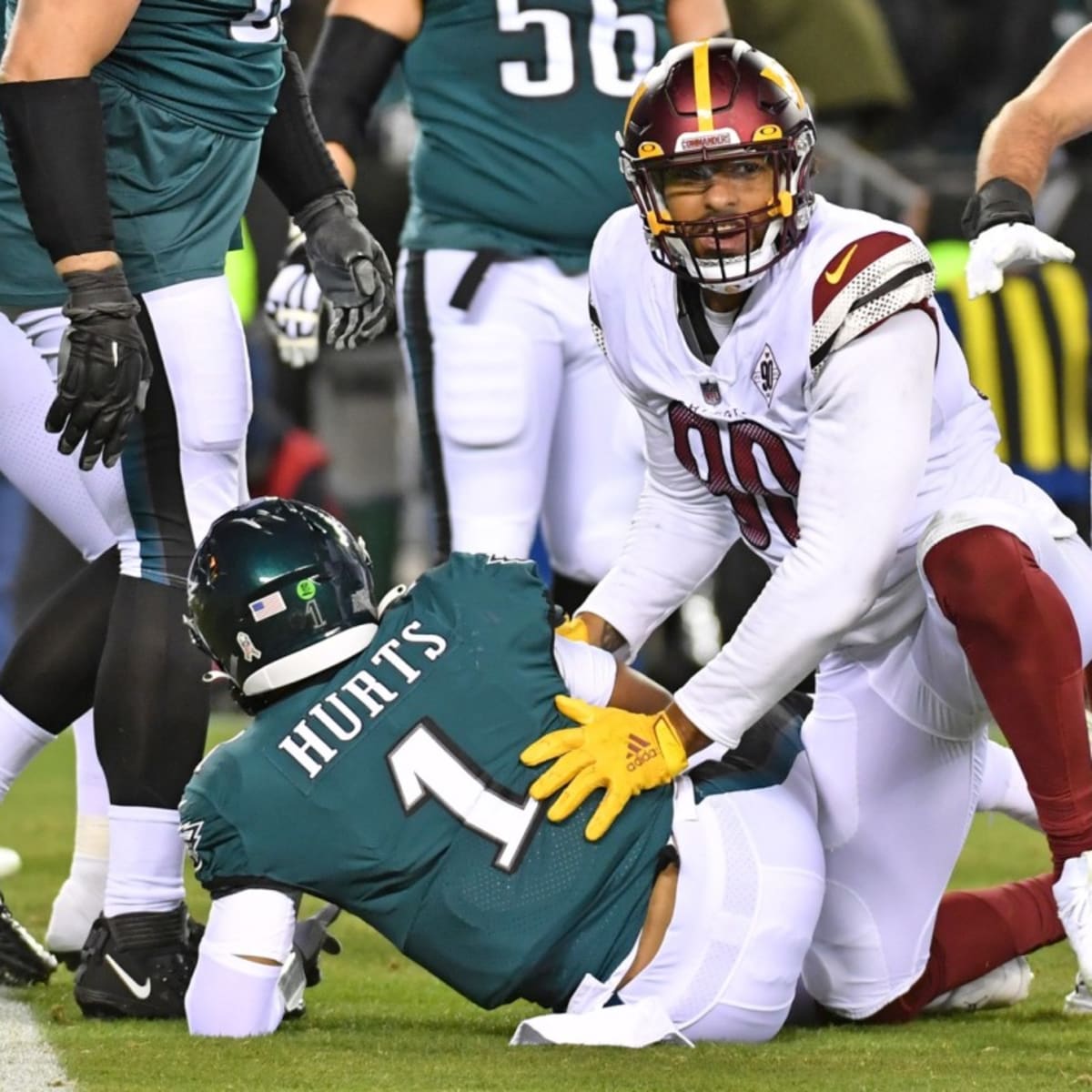 Quez Watkins' fumble costs the Eagles in a loss to the Commanders