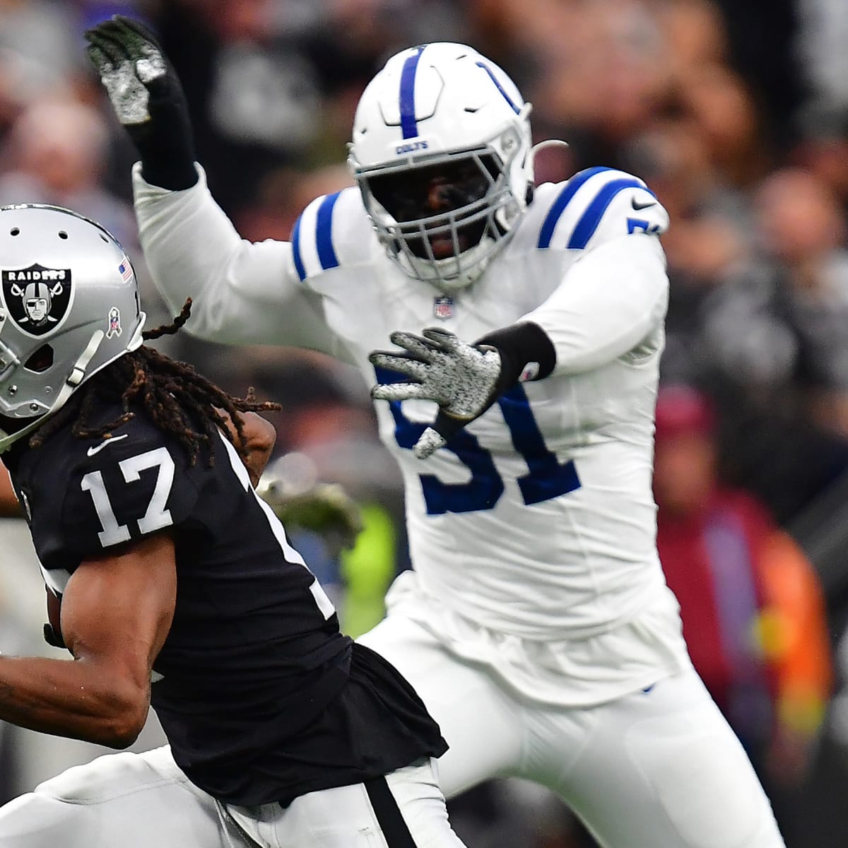 Colts linebacker Shaq Leonard out vs. Raiders