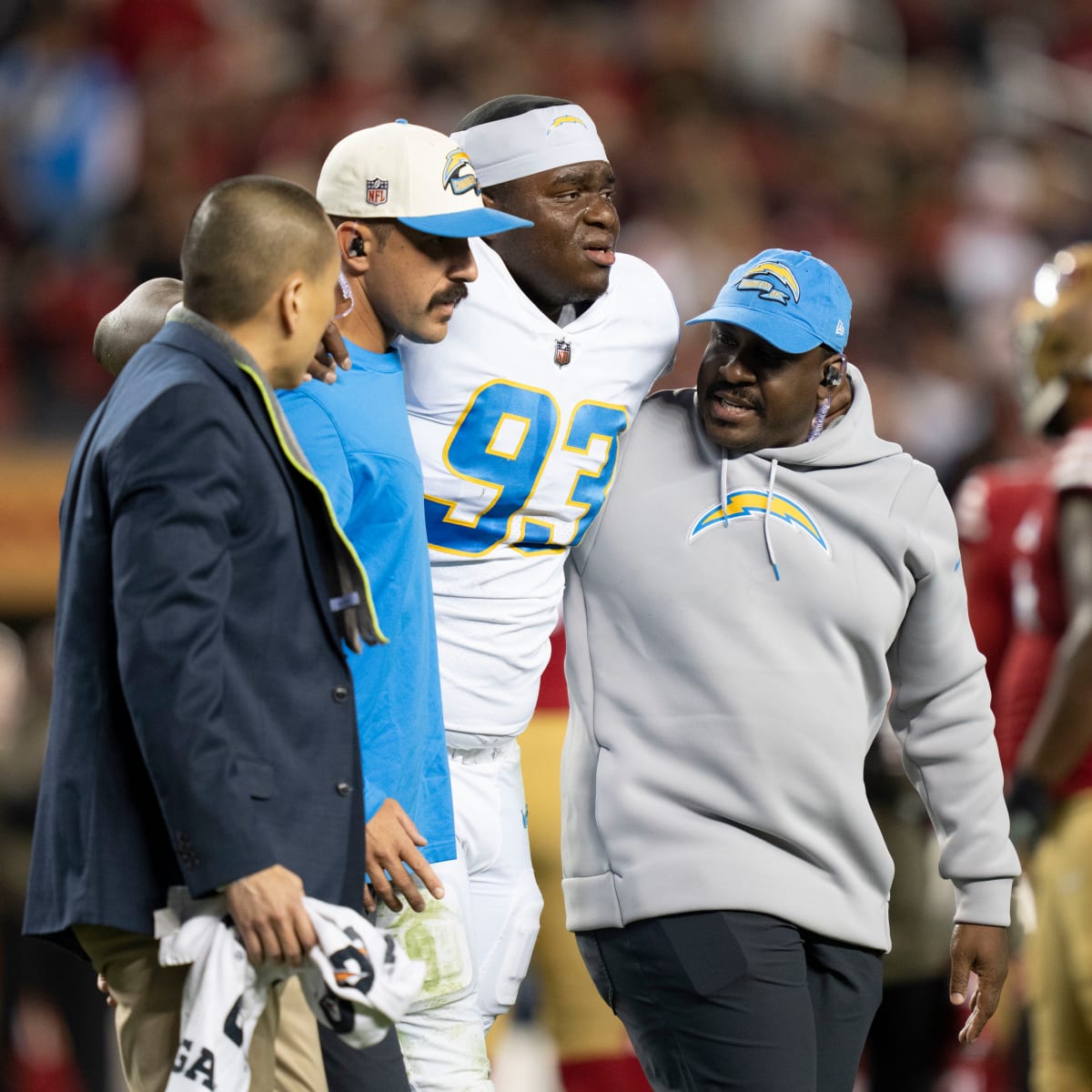 Injury-depleted Chargers can't overcome late 49ers surge in loss - Los  Angeles Times