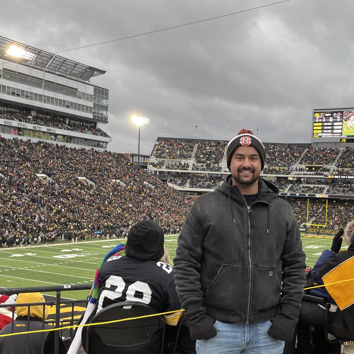 Known for pregame rituals in college, Steelers sign DL