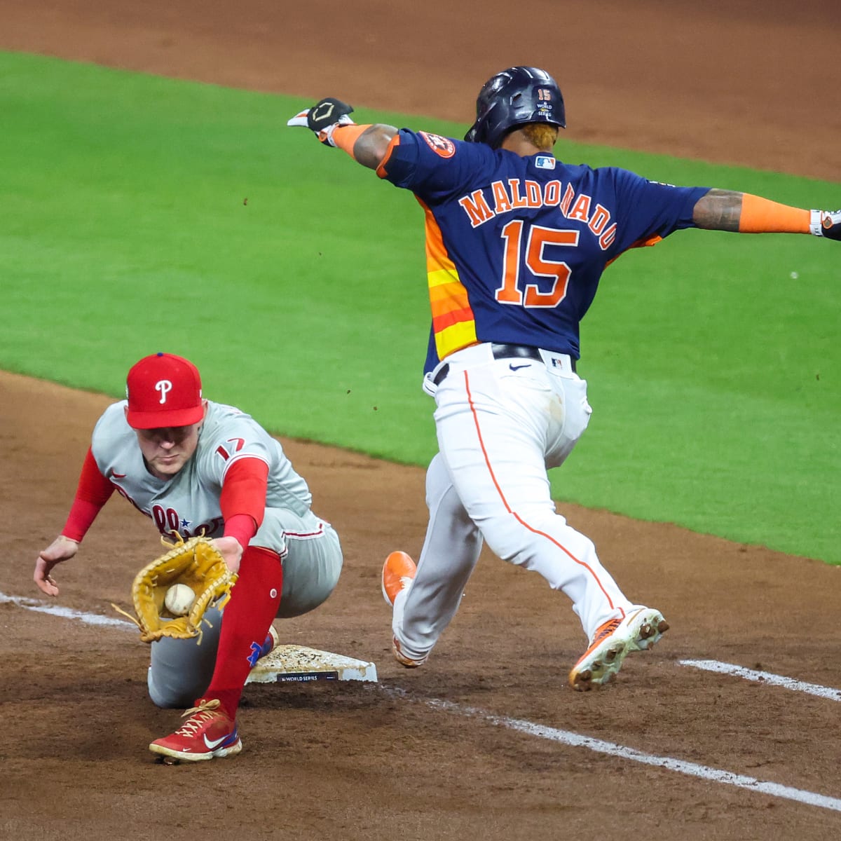 Forget His Orange Hair, Martin Maldonado Stands Out as the Astros' Hidden  MVP — The Secrets of Baseball's MasterClass Catcher