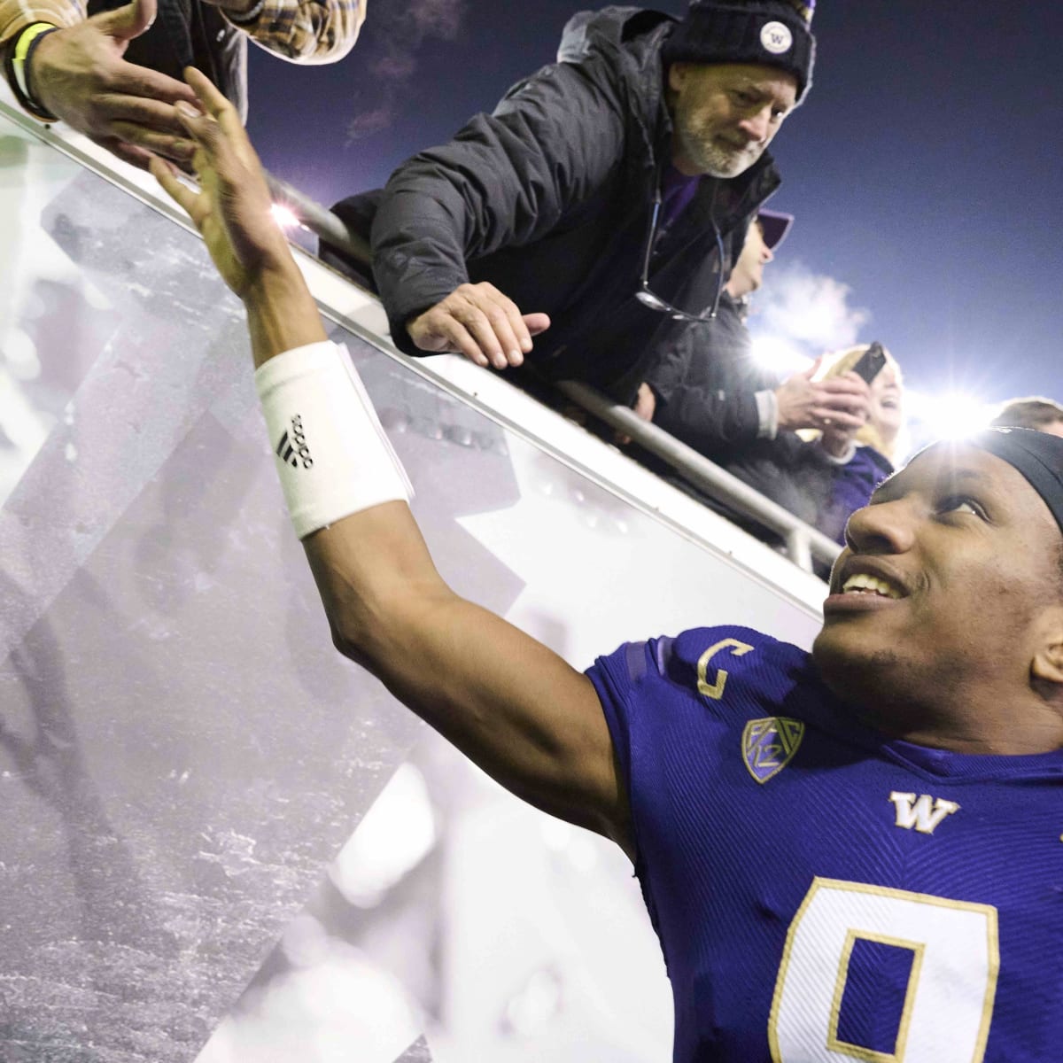 Browning Poised to Make First NFL Start In Monday Night Football Game -  Sports Illustrated Washington Huskies News, Analysis and More