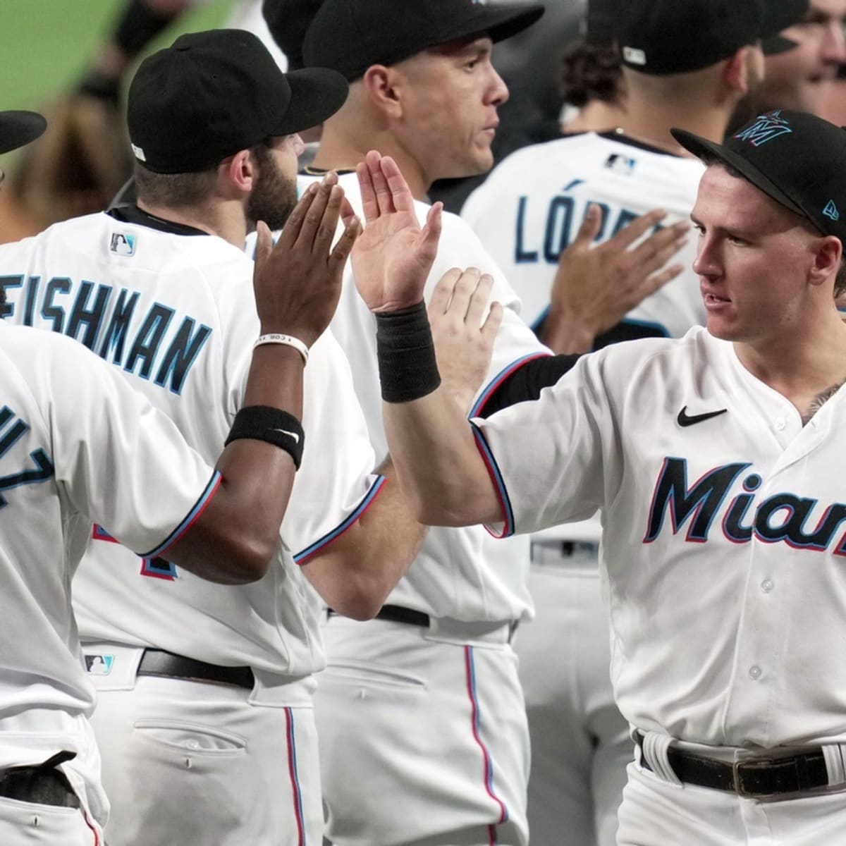 Miami Marlins roster moves: Peyton Burdick, Jesus Sanchez