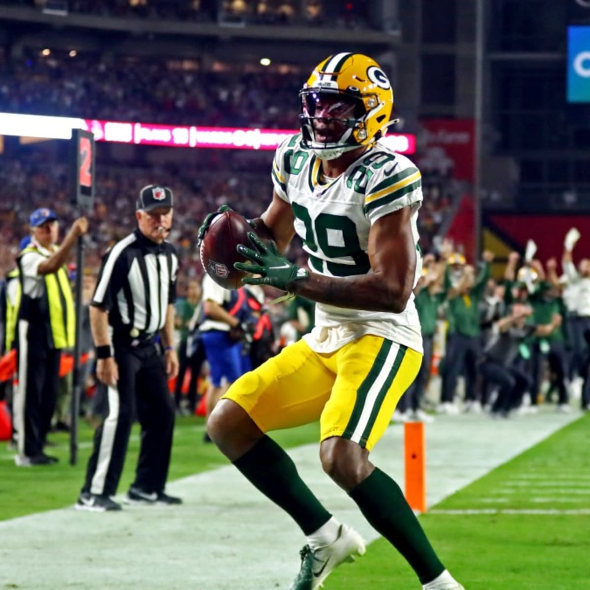 Aaron Rodgers, Packers knock off last unbeaten, top Cardinals 24-21