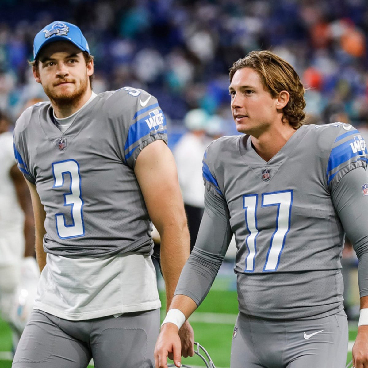 Detroit Lions punter Jack Fox (3) punts against the Washington Commanders  during an NFL football game, Sunday, Sept. 18, 2022, in Detroit. (AP  Photo/Rick Osentoski Stock Photo - Alamy