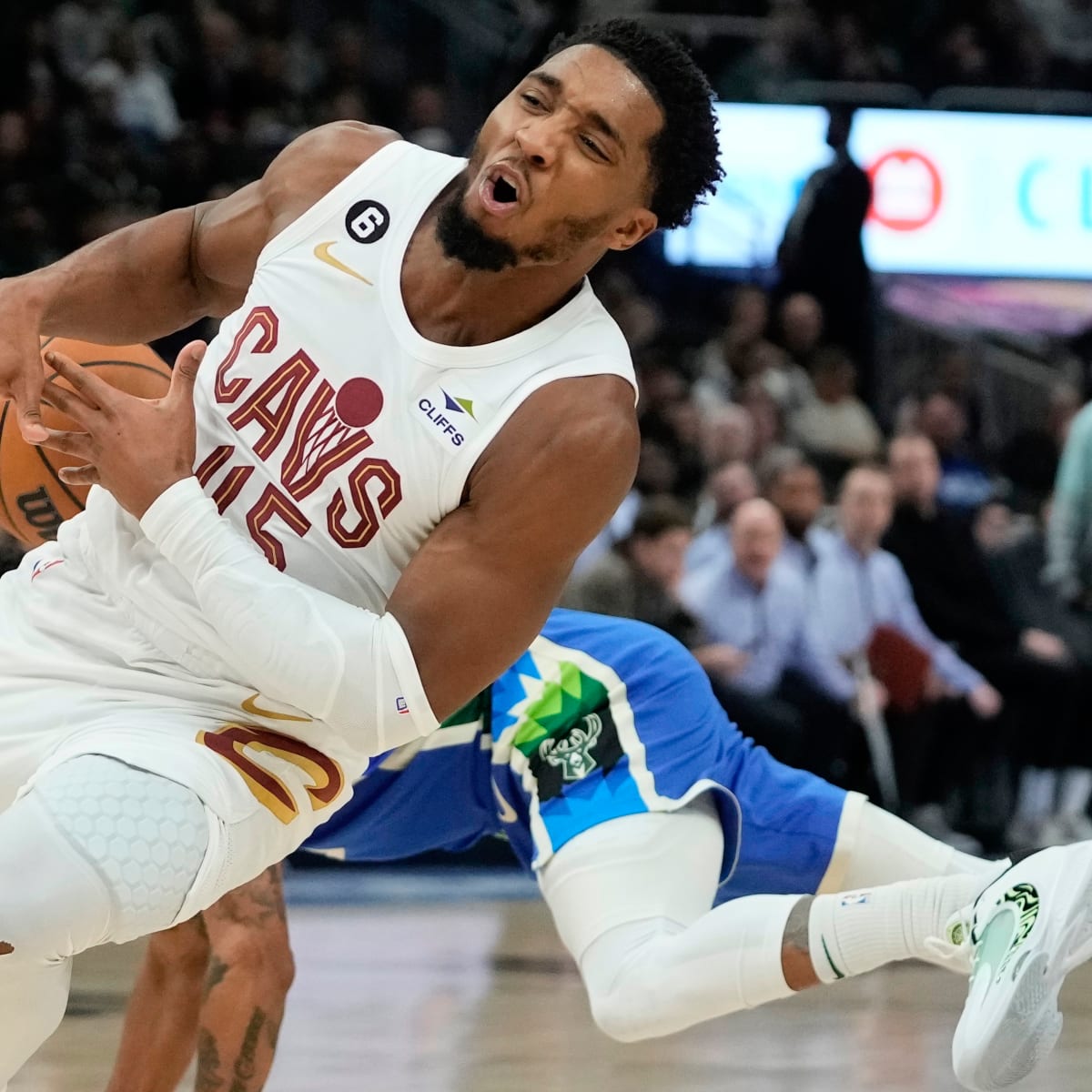 Mailbag: Who will start for the Cavs on opening night in 2020 and